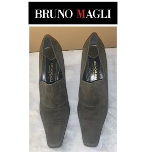 🦋 BRUNO MAGLI Olive Green Suede Shoes Heels Hand Made in Italy 9 (39 1/2)